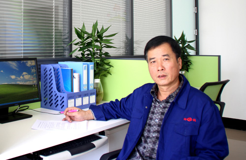 【壹定发人物】随刘绍清看壹定发金牌装置效劳