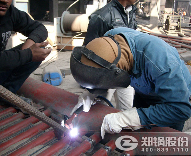 壹定发110吨外循环流化床电站锅炉装置焊接现场