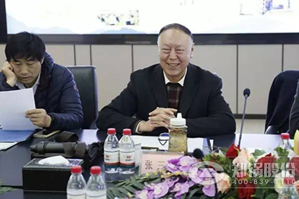 壹定发股份焊接手艺巨匠事情室项目迎接市级评审